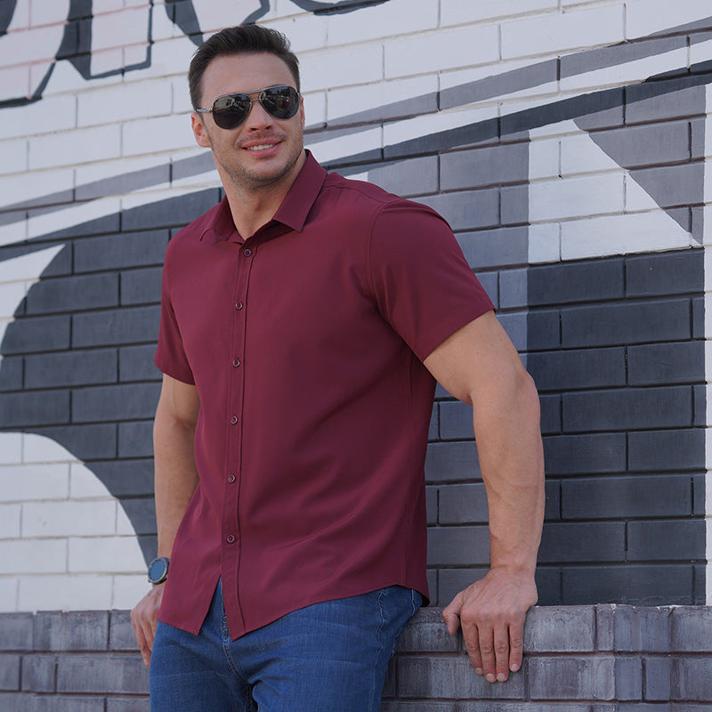 Maroon men’s short-sleeve button-up business shirt with a pointed collar